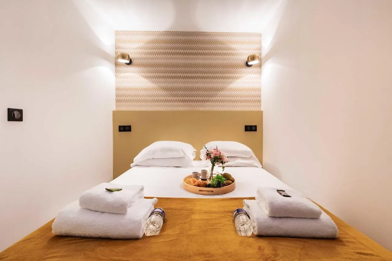 Amazing Apartment 1Br6P Apartment - Tour Eiffel Champs De Mars 0A Paryż
